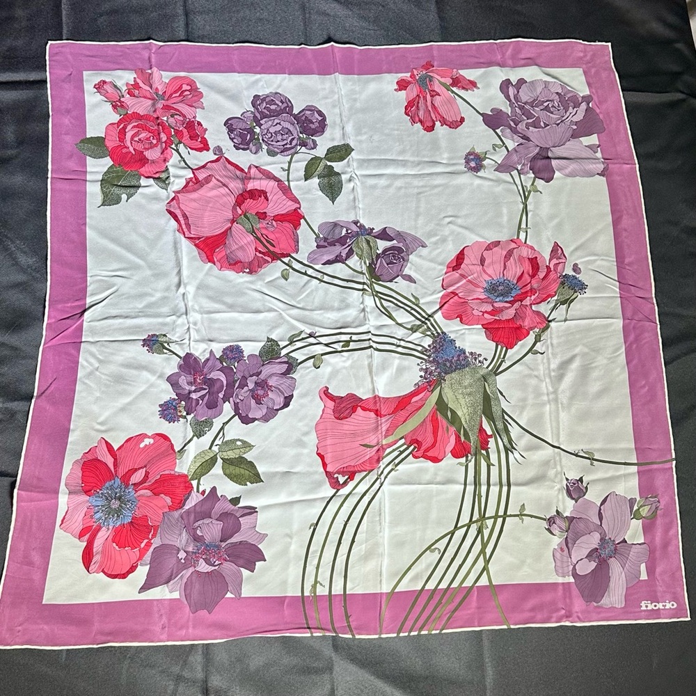 Vintage Loewe Fiorio Scarf Floral 31”